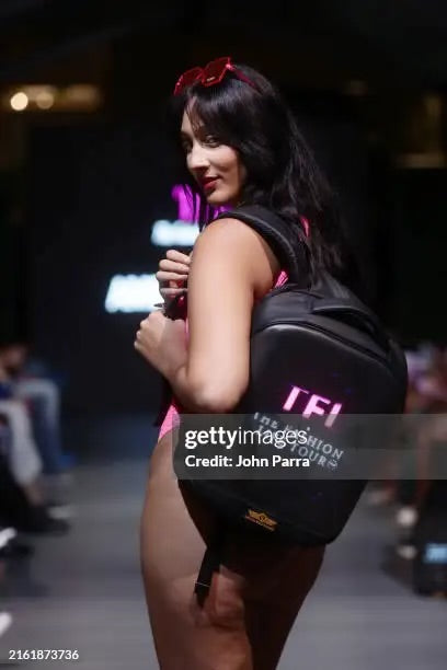 Black OG™ LED BACKPACK – BILLBOARD BAG®